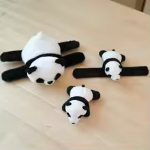 Plush Panda Slap Bracelet for Kids – Soft Stuffed Animal Wristband Toy, Unisex Wearable Plush Wrist Accessory, Cute & Fun Gift for Children / Girlfriend
